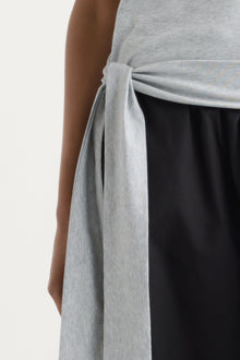 Isilda | Sylvia Tie-Hem Slit-Neck Tank in Size Extra Small