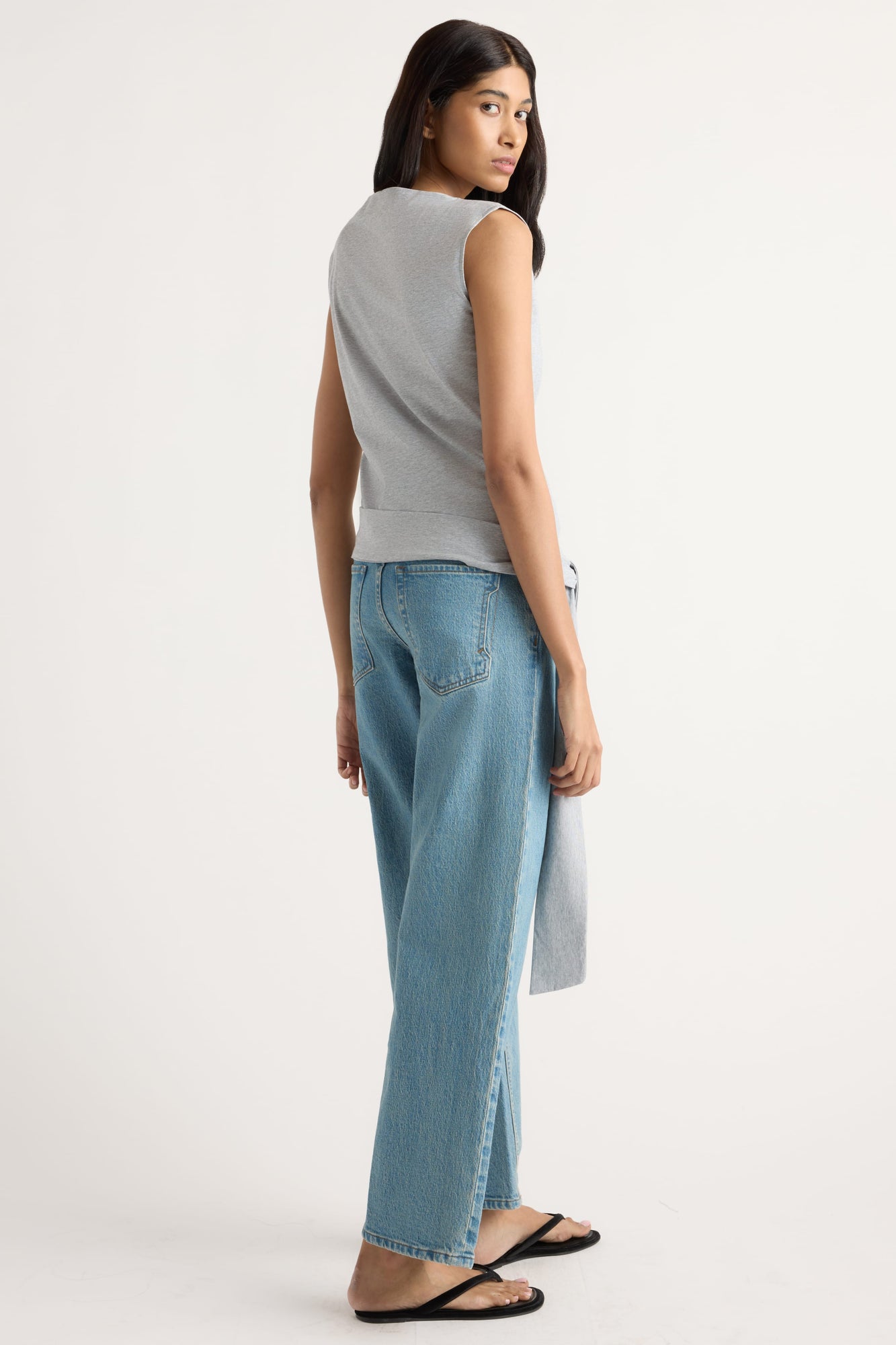 Arya | Sylvia Tie-Hem Slit-Neck Tank in Size Small
