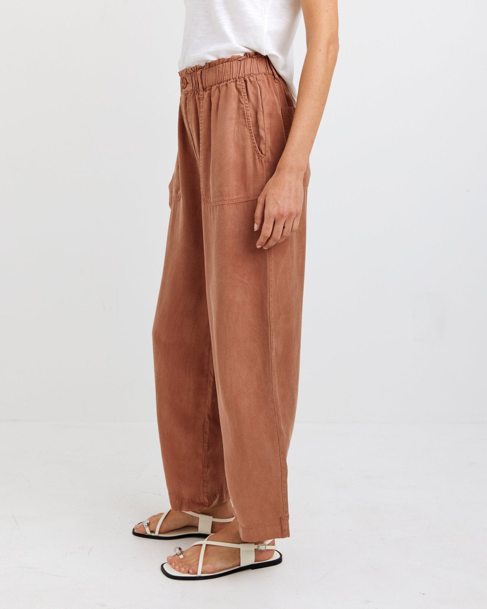 Utility Pocket Ankle Pant | Riviera Brown