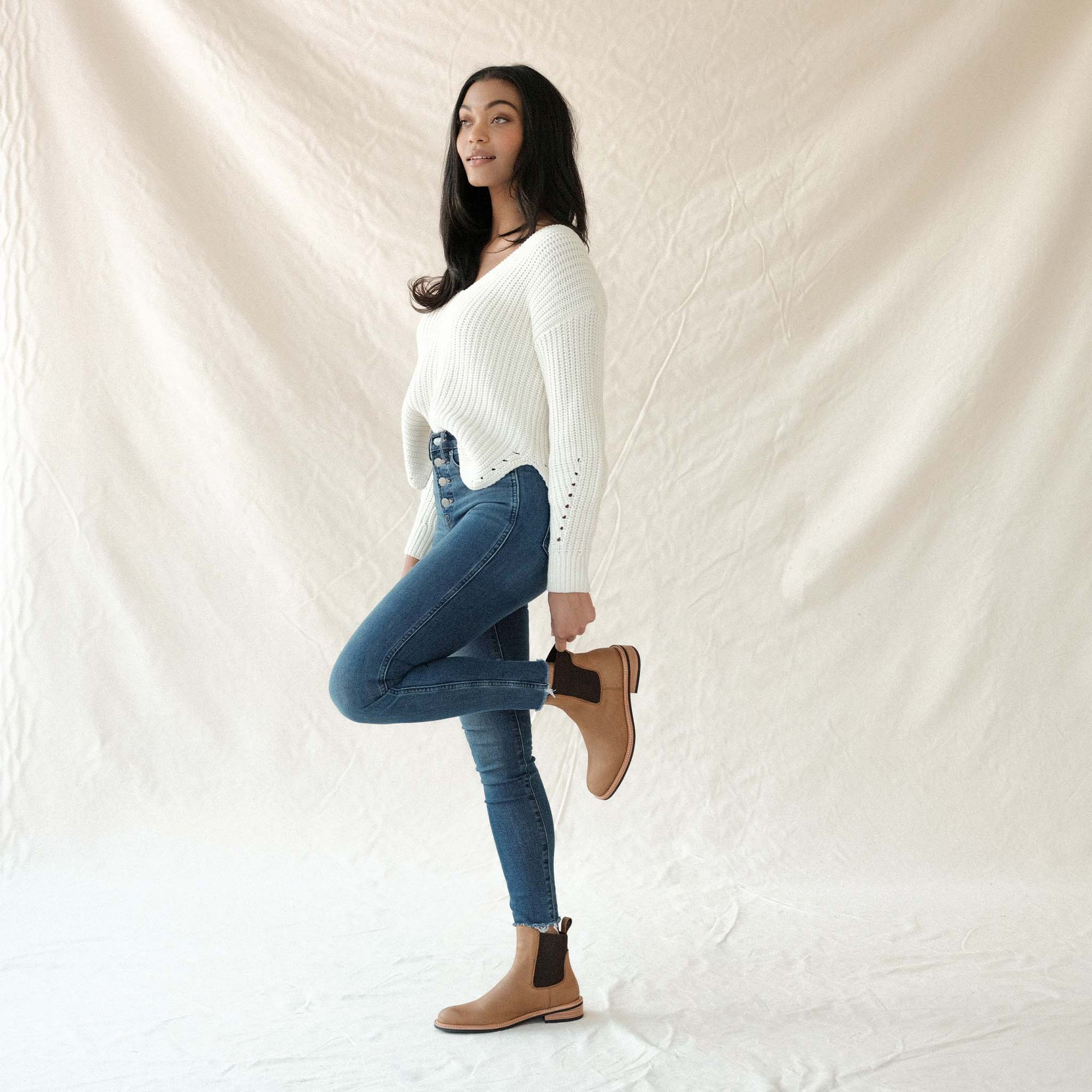 Womens | Carmen Chelsea Boot | Almond