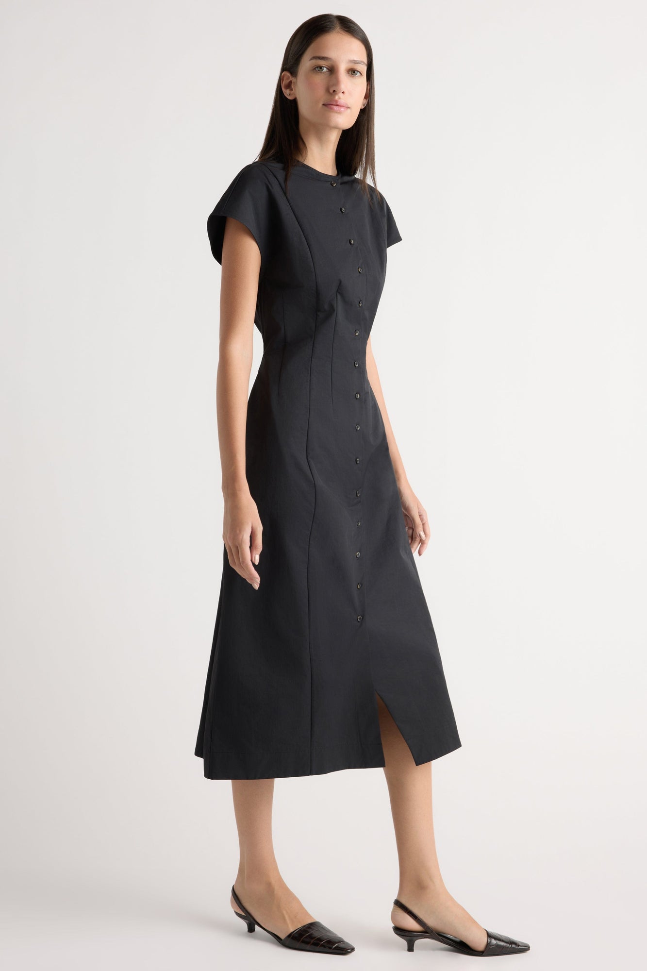 Karolina | Zarine Sculpted Button Dress in Size Extra Small
